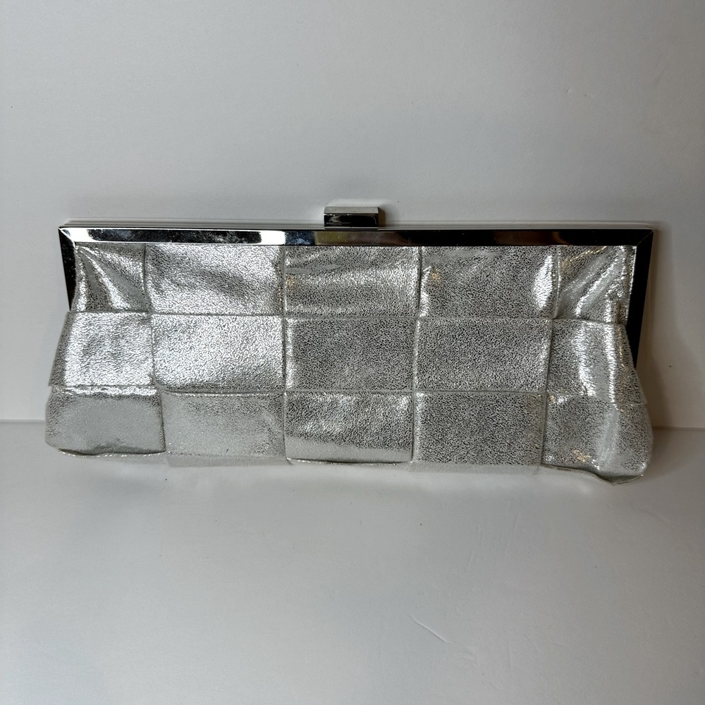 RINALDI Basket Weave‎ Frame Clasp-Lock Evening Bag Purse, Silver